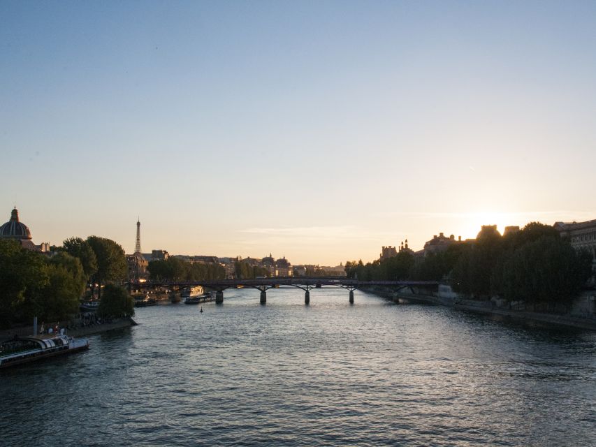 Paris: Ghosts, Legends & Mysteries Evening Walking Tour - Inside the Conciergerie, where Marie Antoinette was held