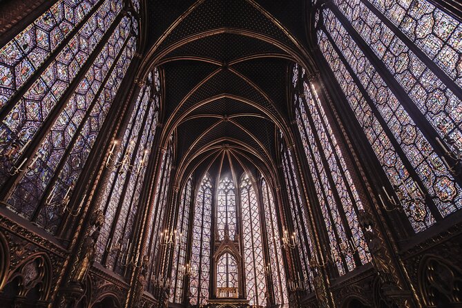 Paris in a Day: Louvre or Orsay, Eiffel Tower, City Walk & Cruise - Île de la Cité and the heart of old Paris
