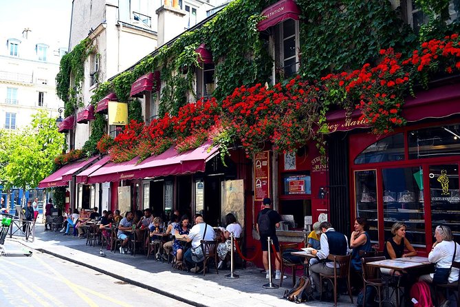 Paris Le Marais Food Tour With 10+ Tastings, Cheese, Wine & More - Croque monsieur, French pie, and the question of lunch