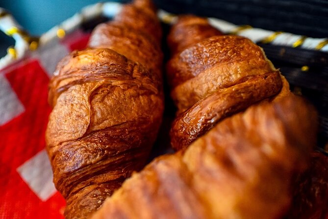 Paris Le Marais Food Tour With 10+ Tastings, Cheese, Wine & More - Falafel adds a different side of Le Marais