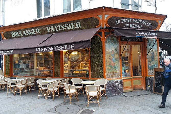 Paris Le Marais Food Tour With 10+ Tastings, Cheese, Wine & More - Macarons, chocolate, and the secret final bite