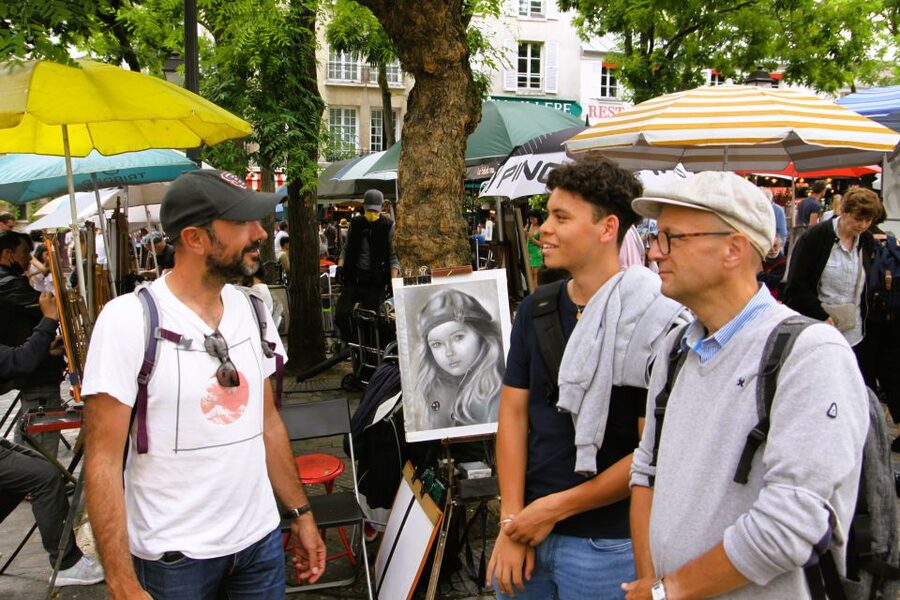 Paris: Montmartre Culture and Local Pastries Walking Tour - Who should book this walk