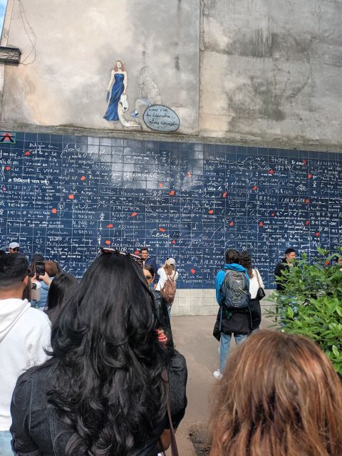 Paris: Montmartre Small Group Guided Walking Tour - Picasso, Van Gogh, Dalida, and the people behind the streets
