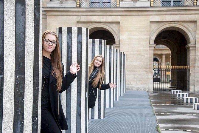 Paris Private Walking Tour with a Personal Photographer - The Louvre, Seine, and central Paris backdrops