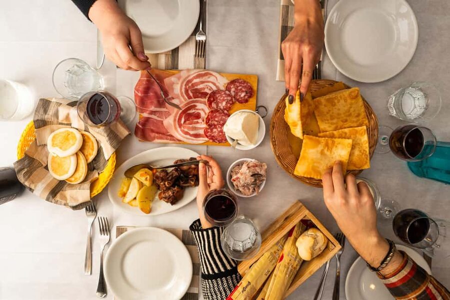 Parma: A Full Meal Walking Food Tour with a Local - Group size, pace, and practical limits