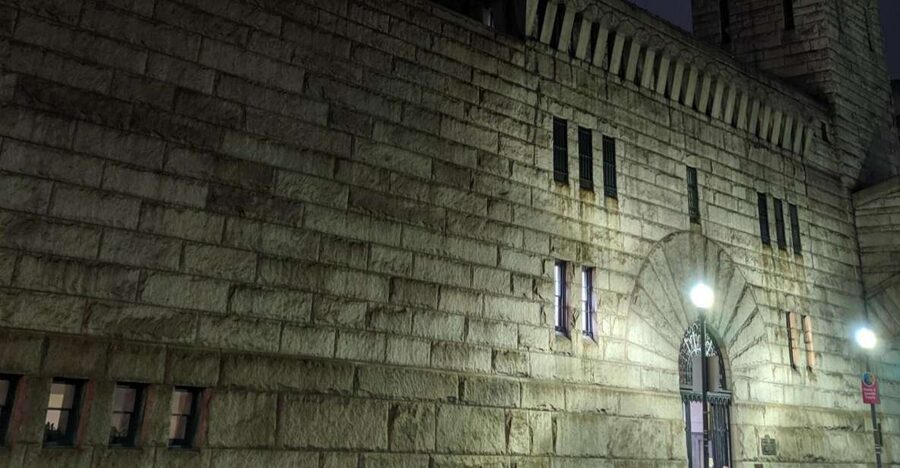 Pittsburgh: Evening Ghost & History Downtown Walking Tour - Meeting beside the David L. Lawrence Convention Center