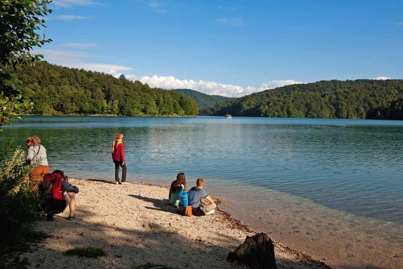 Plitvice Lakes: Guided Walking Tour with Bus and Boat Ride - The 20-minute electric boat ride