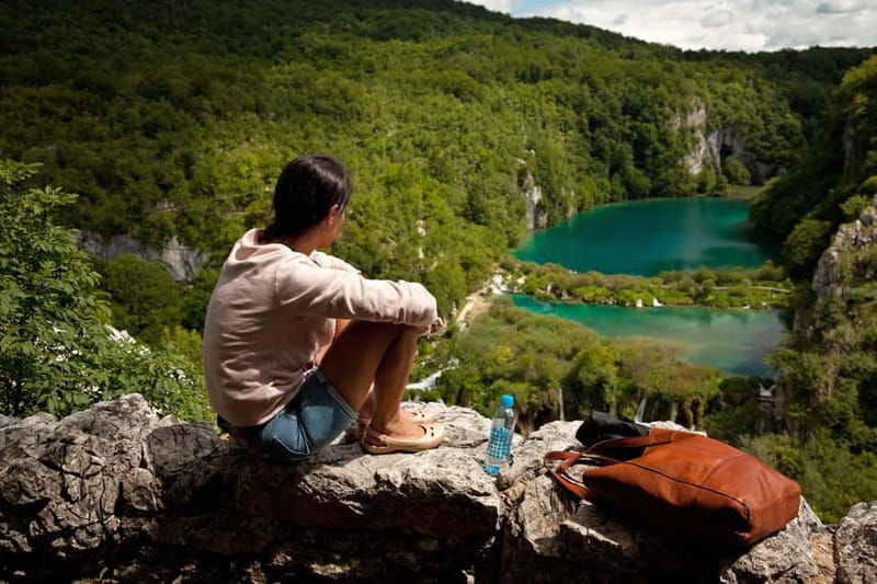 Plitvice Lakes: Guided Walking Tour with Bus and Boat Ride - What the $40 price really covers