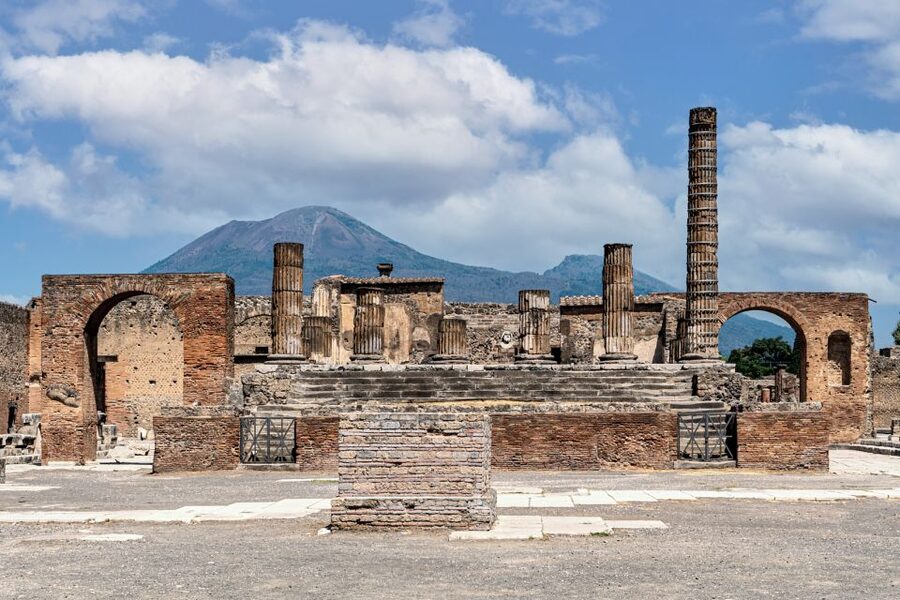 Pompeii: Guided Walking Tour with Entrance Ticket - How much can you see in two hours?