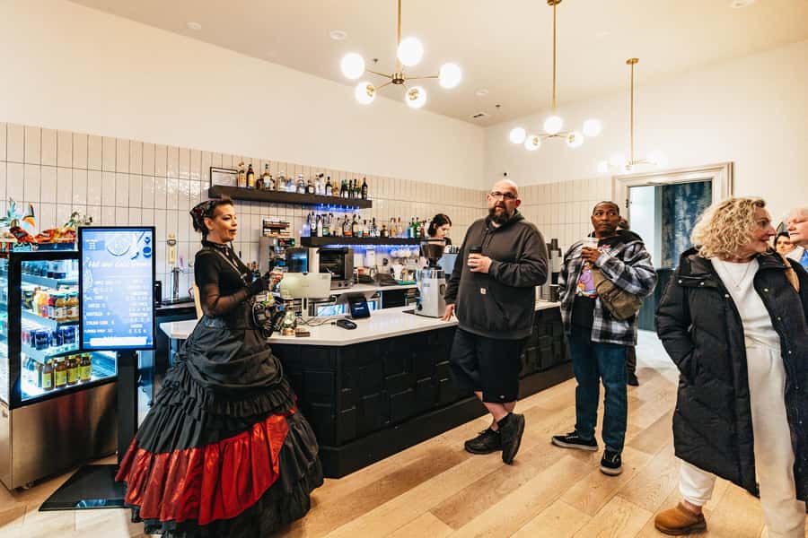 Portland: Ghosts, Poltergeists, and Psychopaths Walking Tour - Eight locations across downtown Portland