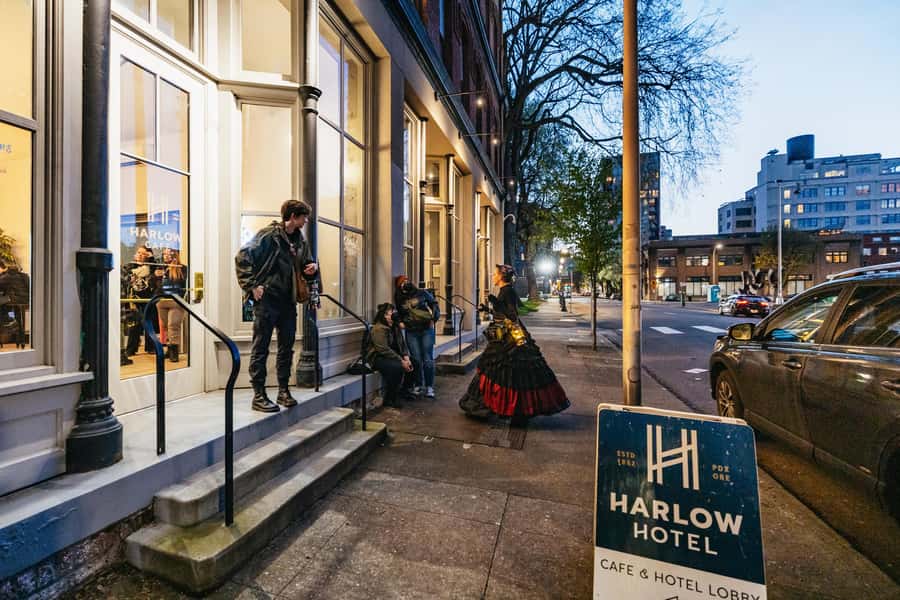 Portland: Ghosts, Poltergeists, and Psychopaths Walking Tour - The Shanghai Tunnels and Portland’s underworld
