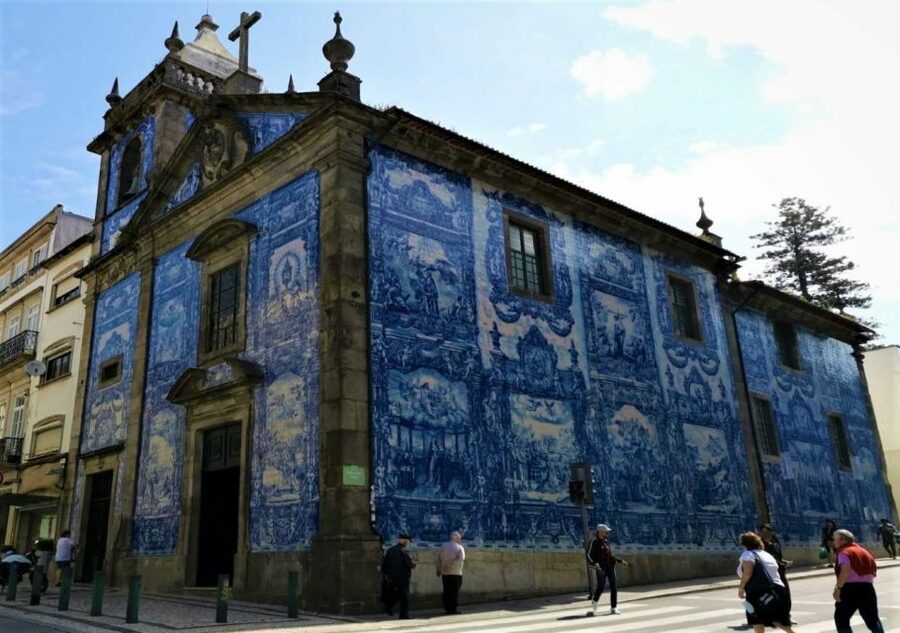 Porto: Historic City Center Walking Tour - What the guides add