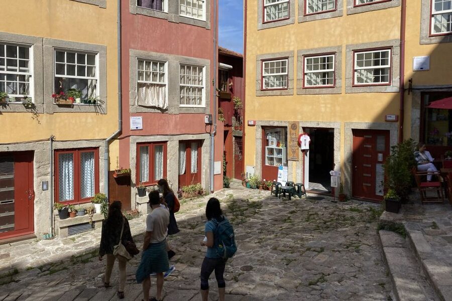 Porto: Historical Center Walking Tour - How the $41 price measures up