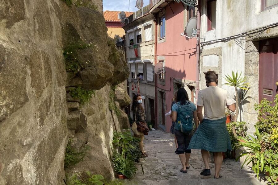 Porto: Historical Center Walking Tour - What the guides do well