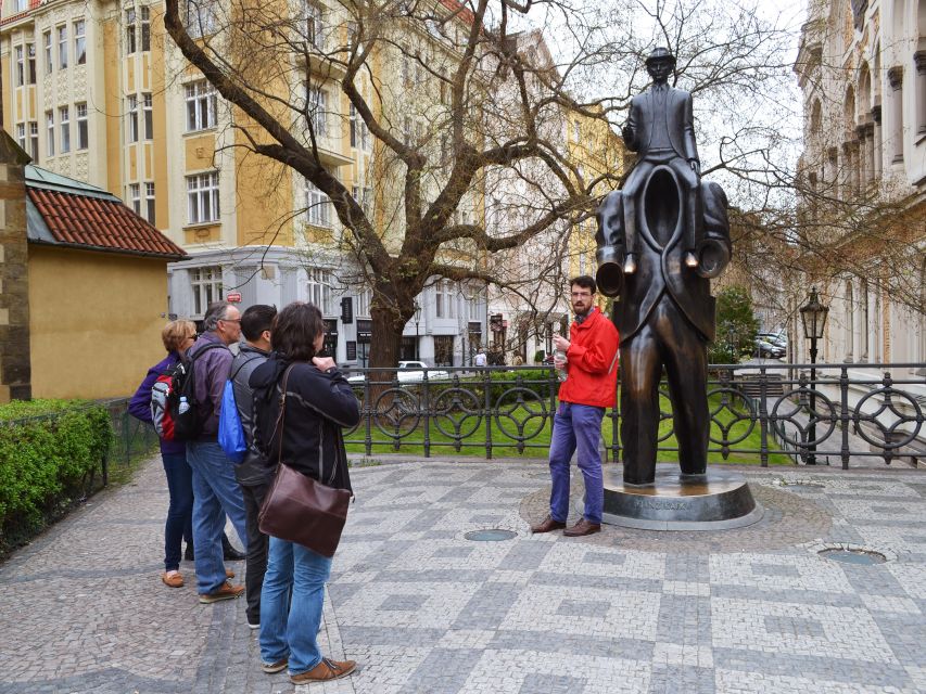 Prague: 2-Hour Old Town and Jewish Ghetto Walking Tour - Four synagogues and the Old Jewish Cemetery