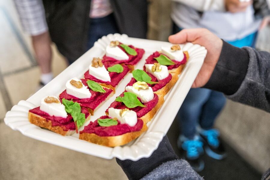 Prague: Food and Beer Guided Walking Tour with Tastings - Who will enjoy this tour most
