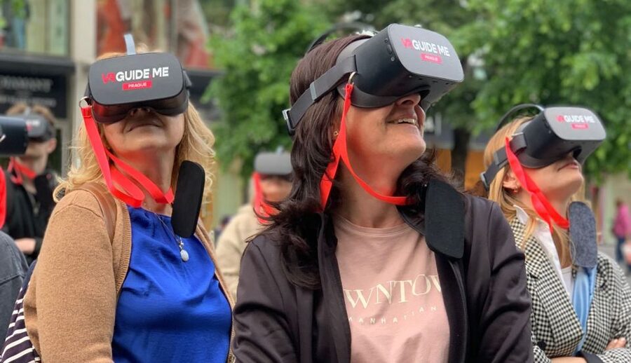 Prague: Immersive History Walking Tour and VR - Wenceslas Square and the National Museum