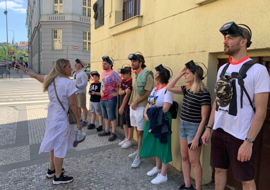 Prague: Immersive History Walking Tour and VR - New Town Hall and the medieval causes of war