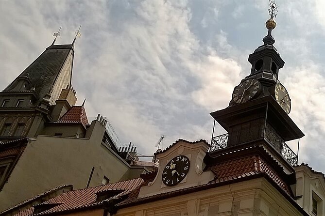 Prague Jewish Quarter Walking Tour with Admission Tickets - The Spanish Synagogue and its striking interior