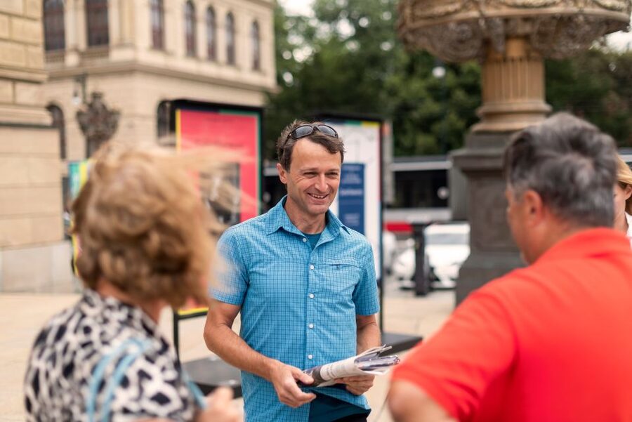 Prague: Old Town and Jewish Quarter Guided Walking Tour - Should you book the Prague Old Town and Jewish Quarter tour?