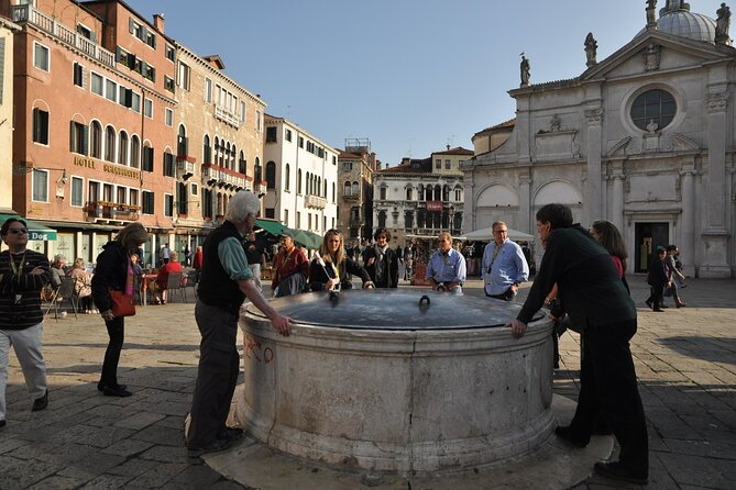 Private 3 hrs Venice Tour: St Mark's, Walking tour & Boat tour - What the Grand Canal boat ride adds