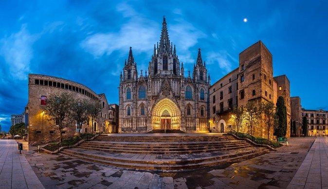 Private Barcelona Old Town and Gothic Quarter Walking Tour - Key points at a glance