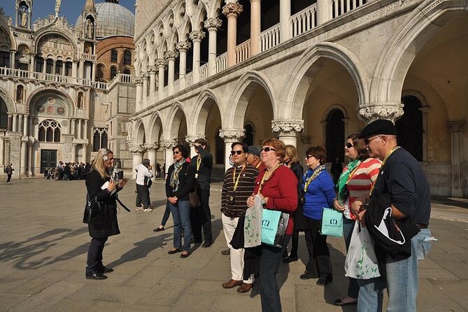 Private Best of Venice Walking Tour with St Mark's Basilica - What the guides add to the experience