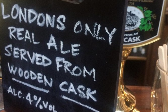 Private Group: Historical Pub Walking Tour of London - What the guides add to the experience