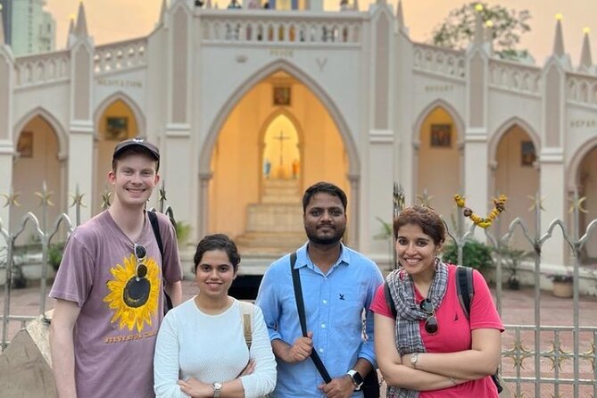 Private Guided Walking Tour in Bandra Queen of Suburbs - What the private format adds