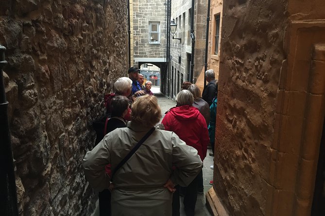 Private Old Edinburgh Tour - Walk in the footsteps of Royals and Rogues! - Candlemaker Row and the Grassmarket’s troubled past