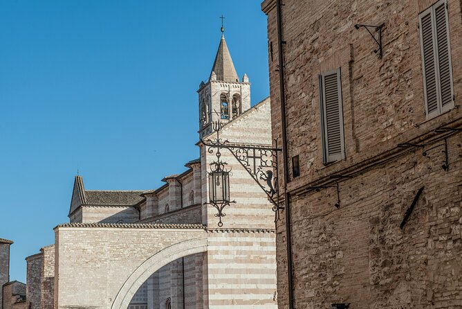 Private St. Francis Basilica of Assisi and City Walking Tour - The Roman Temple of Minerva in Piazza del Comune