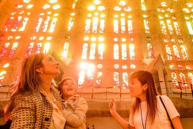 Private Tailored Barcelona Walking Tour - Sagrada Família: reserve the interior early