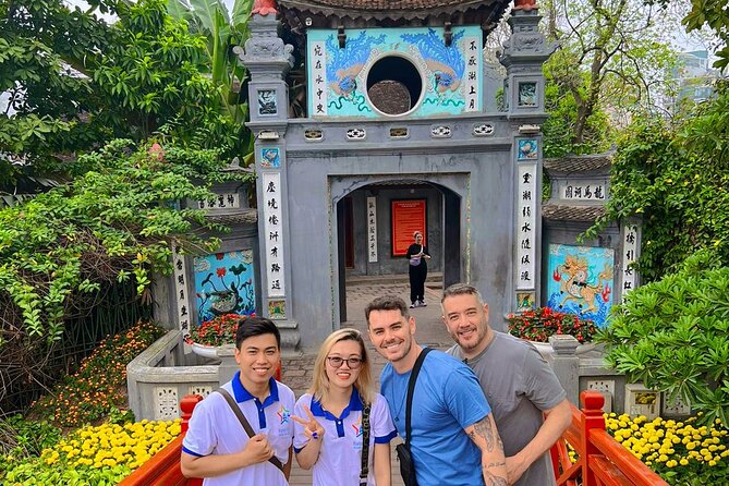Private Walking Tour of Hanoi City - What the student guide format really adds