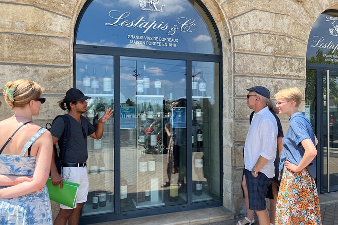 Professional - Bordeaux Wine and Cheese Tasting with a walking tour - Saint-Louis des Chartrons and the twin merchant houses