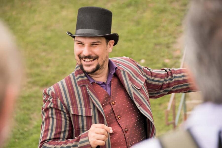 Quebec City: Old Quebec Historical Walking Tour - Why a costumed walk works so well in Old Quebec