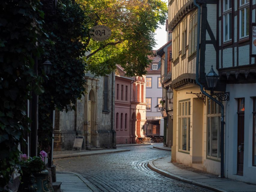 Quedlinburg: Guided City Highlights Walking Tour - Timing, weather, and what to bring
