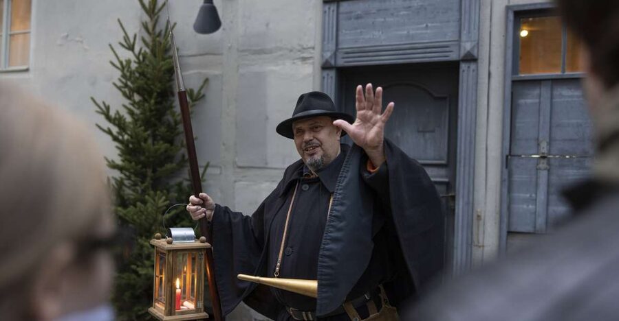 Quedlinburg: Historical Old Town Evening Walking Tour - Starting at the market square