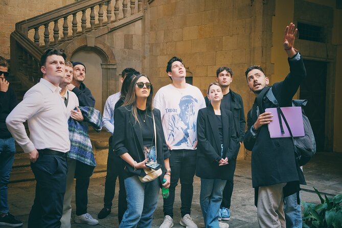 Ramblas, Old Town, Gothic and Gaudi Architecture Walking Tour - Plaça Sant Felip Neri and the quieter old town