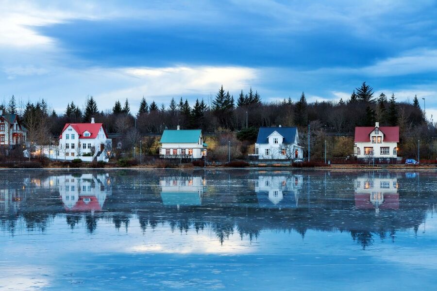 Reykjavik City Walking Tour - Timing, weather, and who should book
