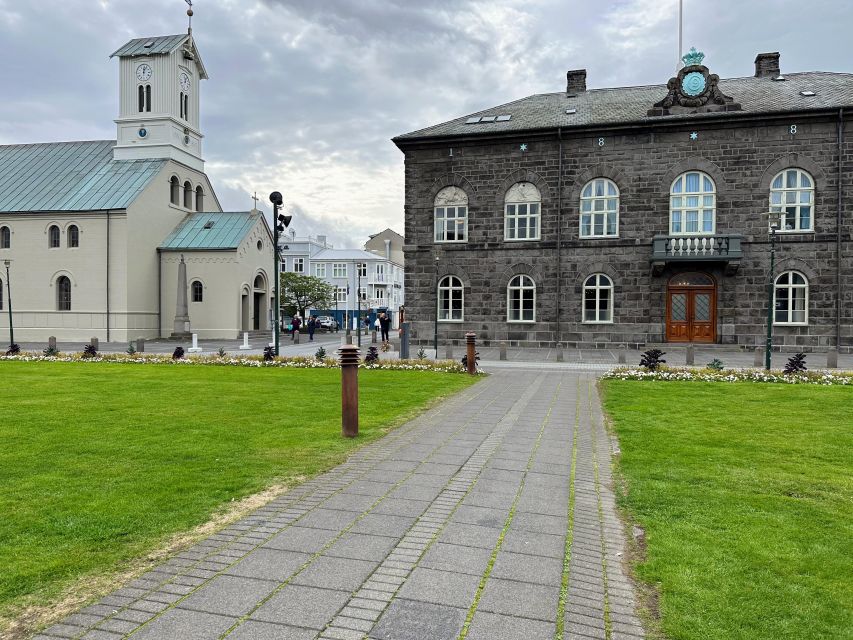 Reykjavik: City Walking tour in Small Group with Local Guide - Harpa and the harbor: the tour’s most dramatic building