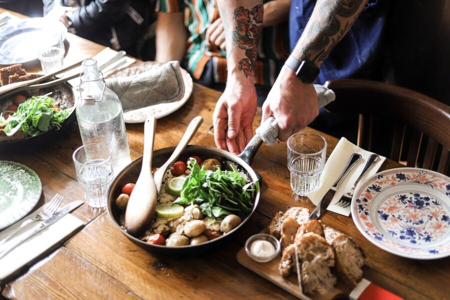 Reykjavik: Guided Foodie Walking Tour with 6 Tastings - A Famous Reykjavik Hot Dog, With a Small Caveat