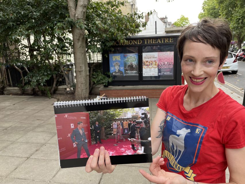 Richmond: Ted Lasso Guided Walking Tour - Matching screen scenes with real streets