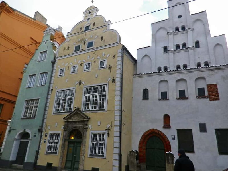 Riga Classical Old Town 2-Hour Walking Tour - Three Brothers, Riga’s oldest stone houses