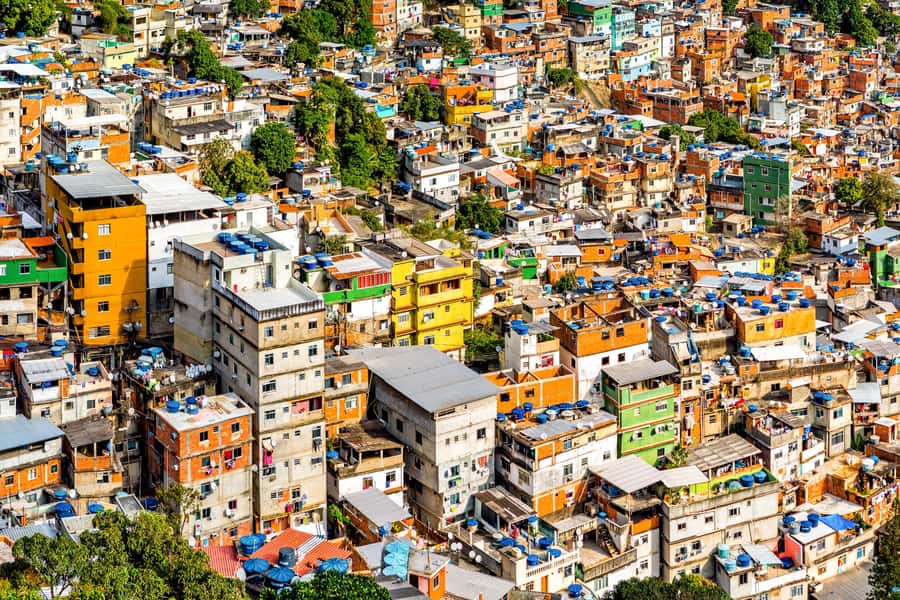 Rio De Janeiro: Half-Day Rocinha Favela Walking Tour - Entering Rocinha through alleys and stairways