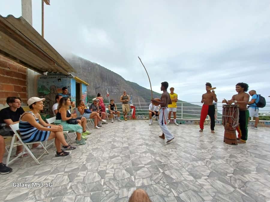 Rio de Janeiro: Rocinha Favela Walking Tour with Local Guide - Timing your tour around a day in Rio