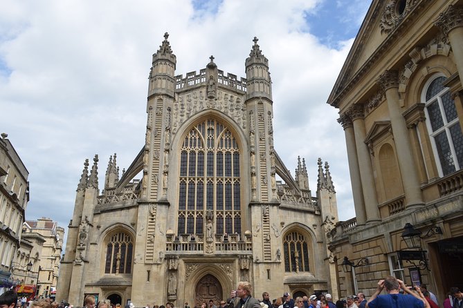 Roman Baths and Bath City Walking Tour - The Royal Crescent and the Circus