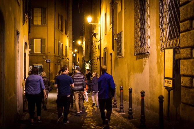 Rome by Night Walking Tour - Legends & Criminal Stories - The murderer, the prison, and the human side of crime
