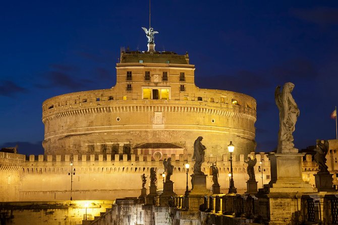 Rome by Night Walking Tour - Legends & Criminal Stories - Piazza Farnese and the Roman habit of hiding messages