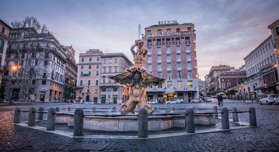 Rome: Dark Past Walking Tour with Capuchin Crypt Ticket - Piazza Navona and its spectral stories