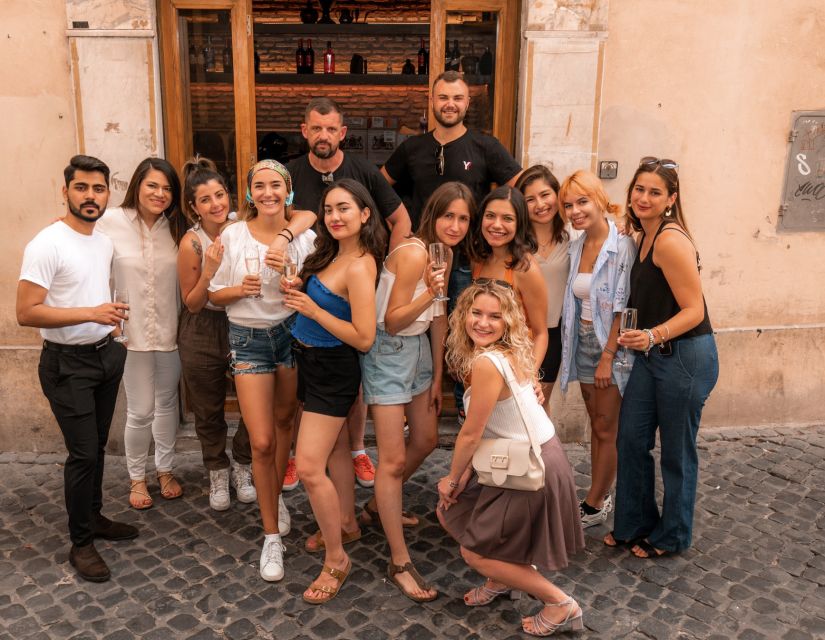 Rome: Forbidden History Walking Tour & Pub Crawl with Drinks - Why the social side works